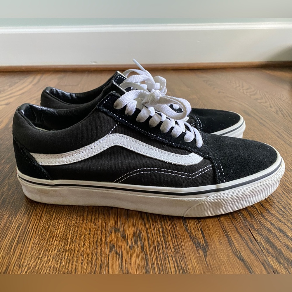 Black Vans
